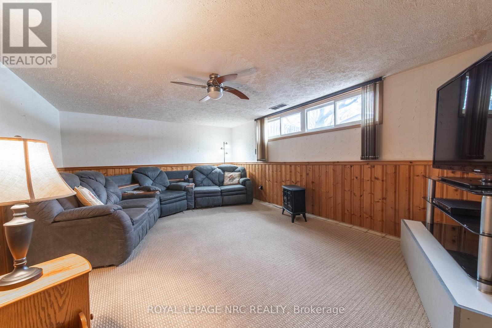 7106 Freeman Street, Niagara Falls, Ontario  L2E 5V5 - Photo 14 - X12541624