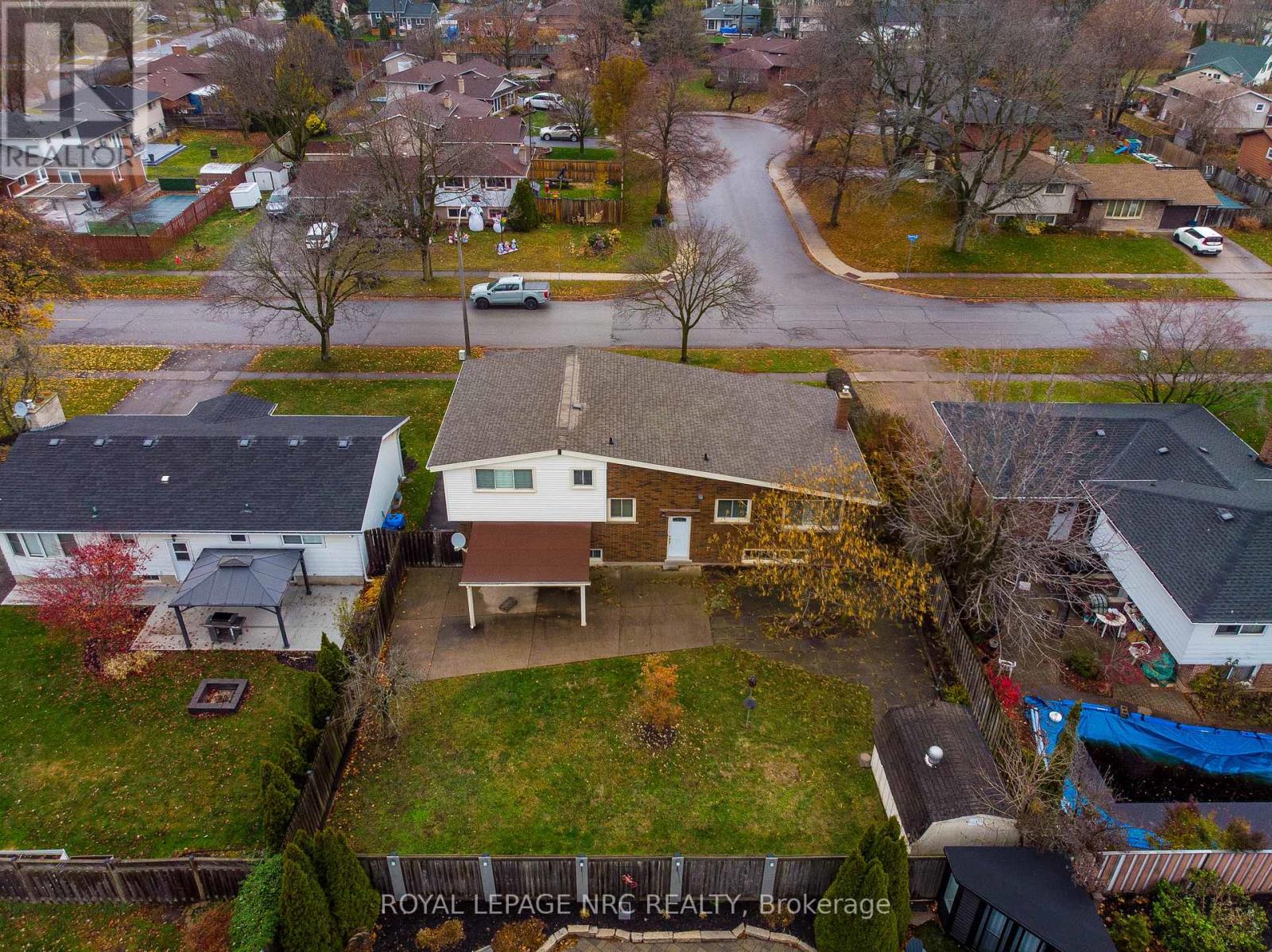 7106 Freeman Street, Niagara Falls, Ontario  L2E 5V5 - Photo 24 - X12541624