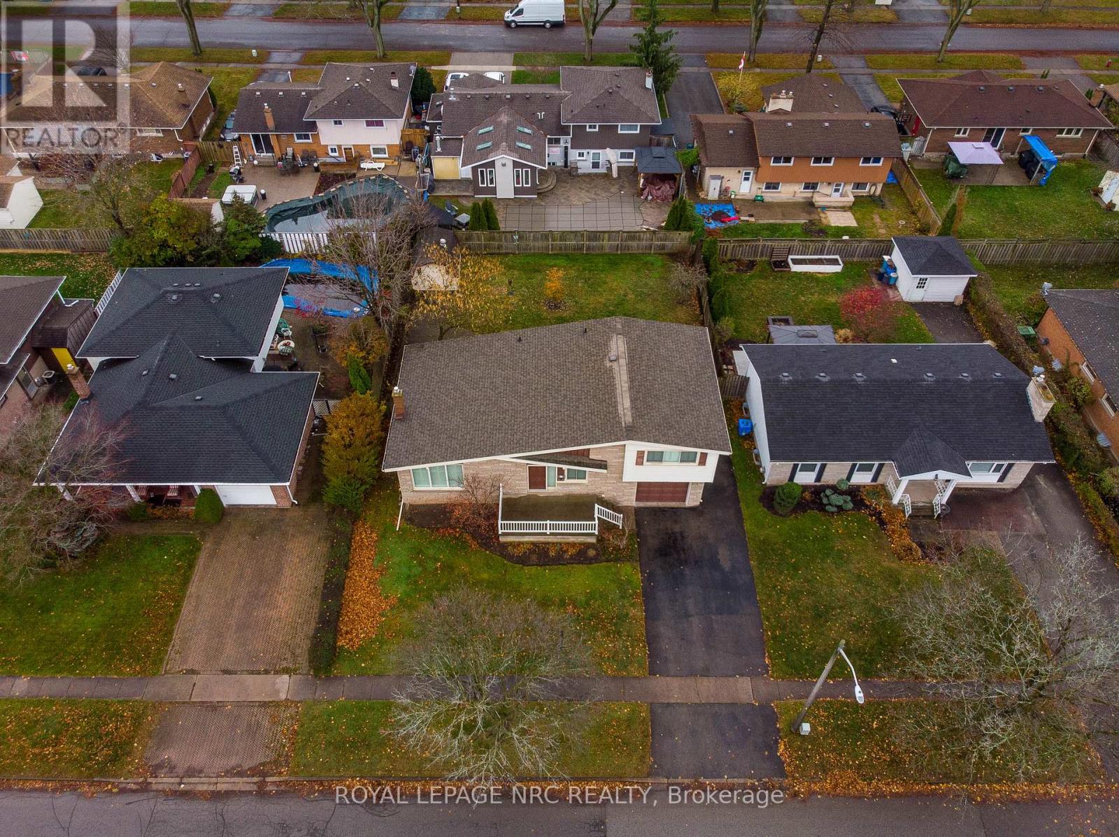 7106 Freeman Street, Niagara Falls, Ontario  L2E 5V5 - Photo 26 - X12541624