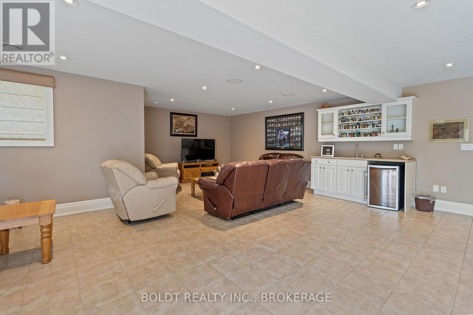 19 Red Haven Drive, Niagara-On-The-Lake, Ontario  L0S 1J0 - Photo 26 - X12549076