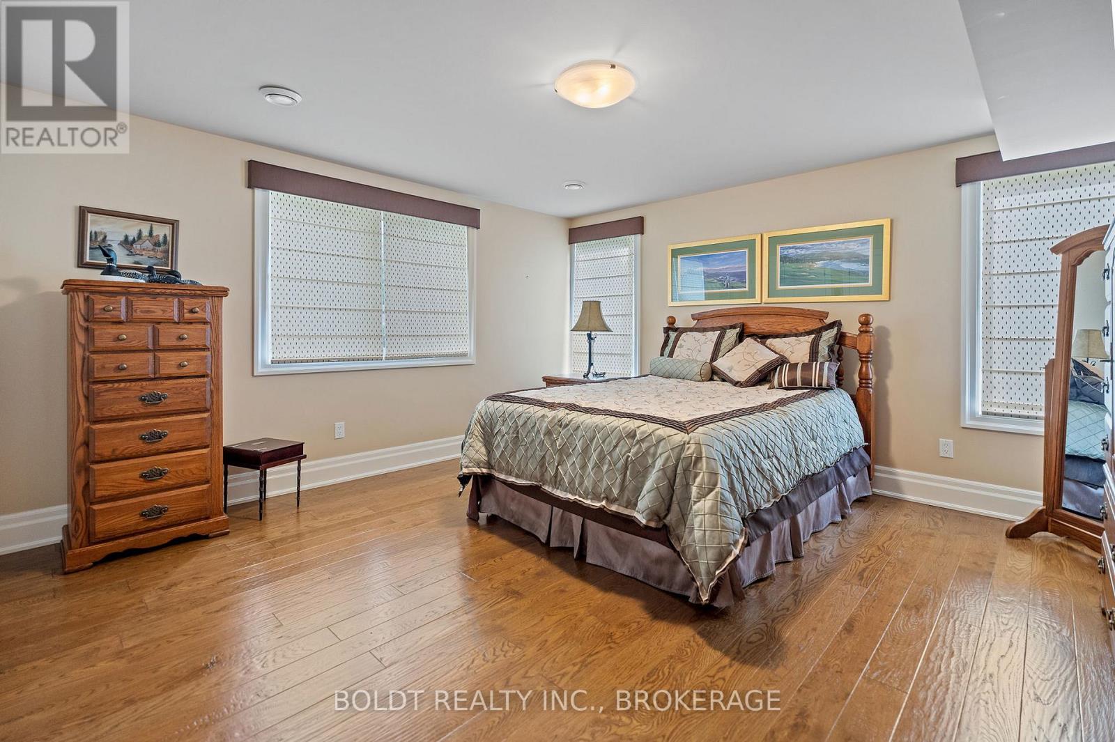 19 Red Haven Drive, Niagara-On-The-Lake, Ontario  L0S 1J0 - Photo 27 - X12549076