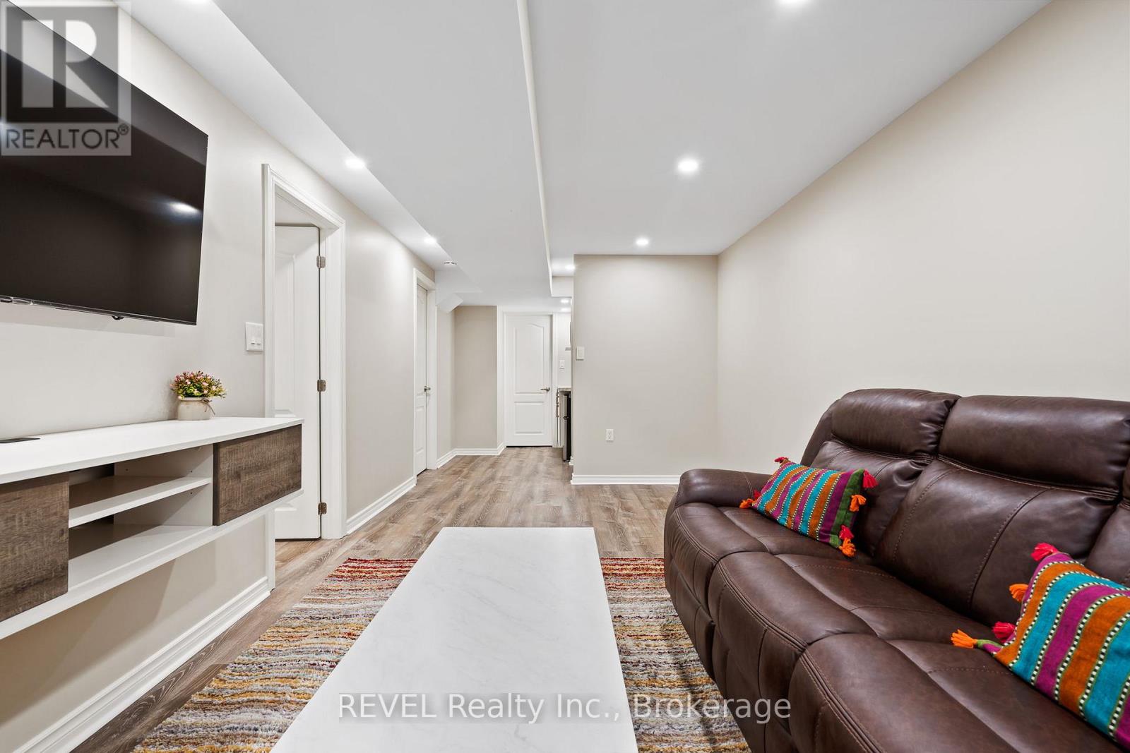 25 Colonel Lyall Street, St. Catharines, Ontario  L2P 0B3 - Photo 26 - X12549150