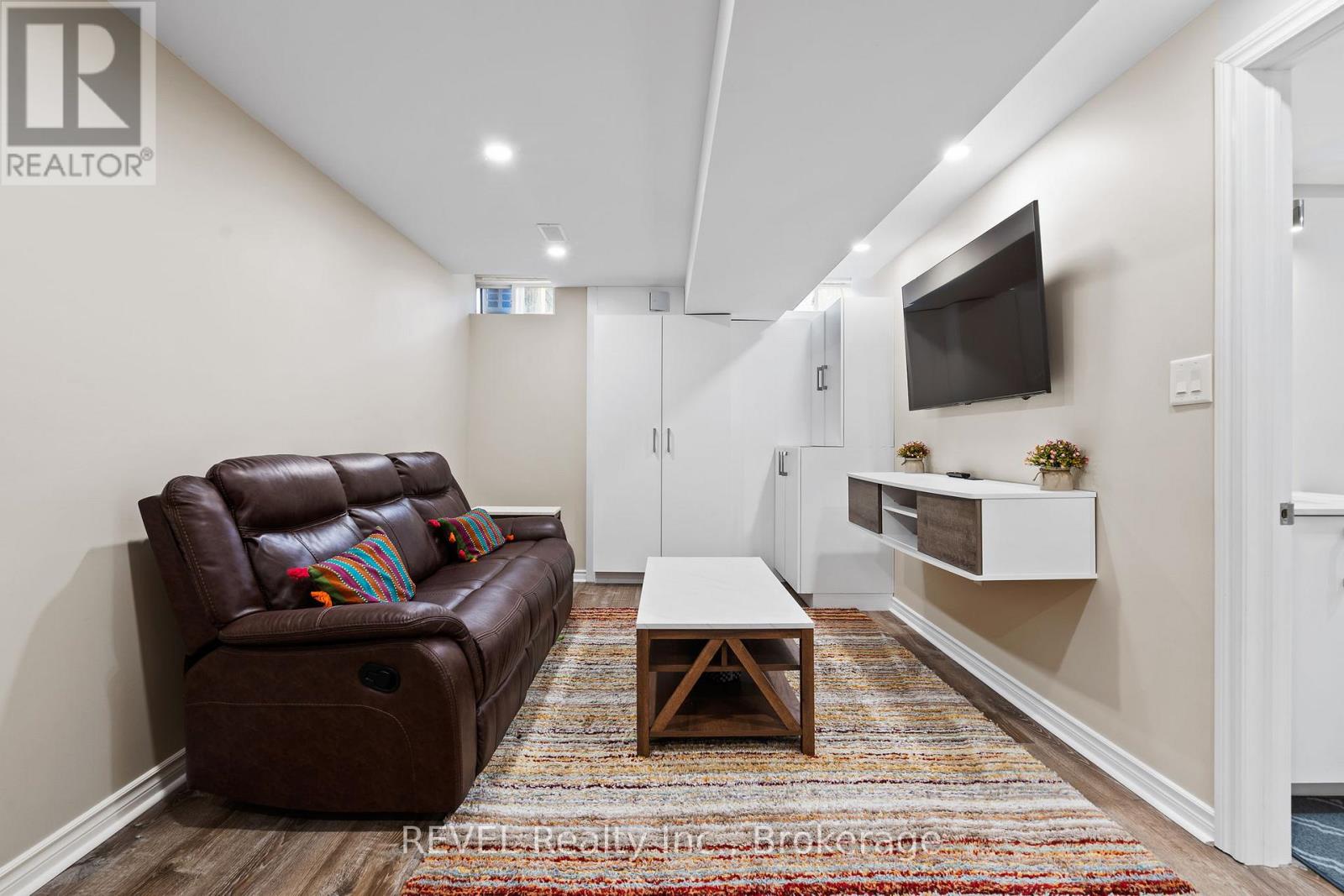 25 Colonel Lyall Street, St. Catharines, Ontario  L2P 0B3 - Photo 27 - X12549150