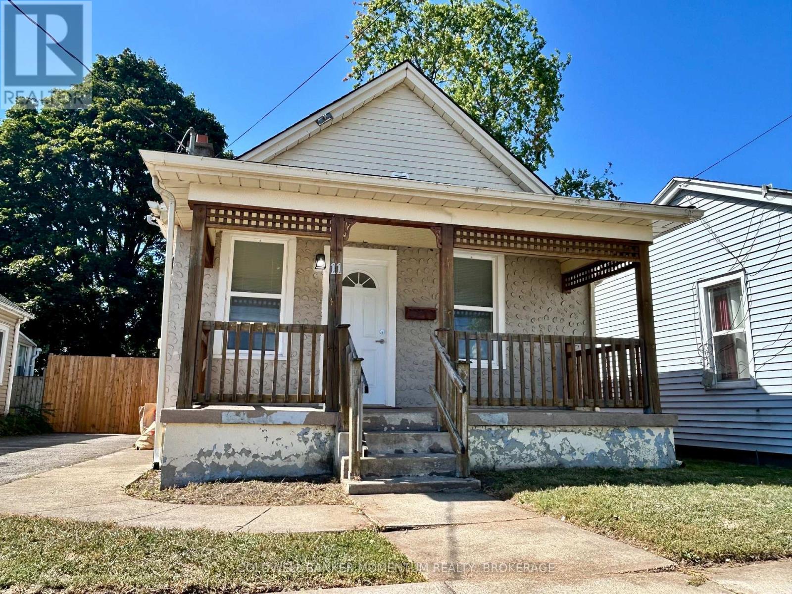 11 Greenlaw Place, St. Catharines, Ontario  L2R 4S5 - Photo 6 - X12549200