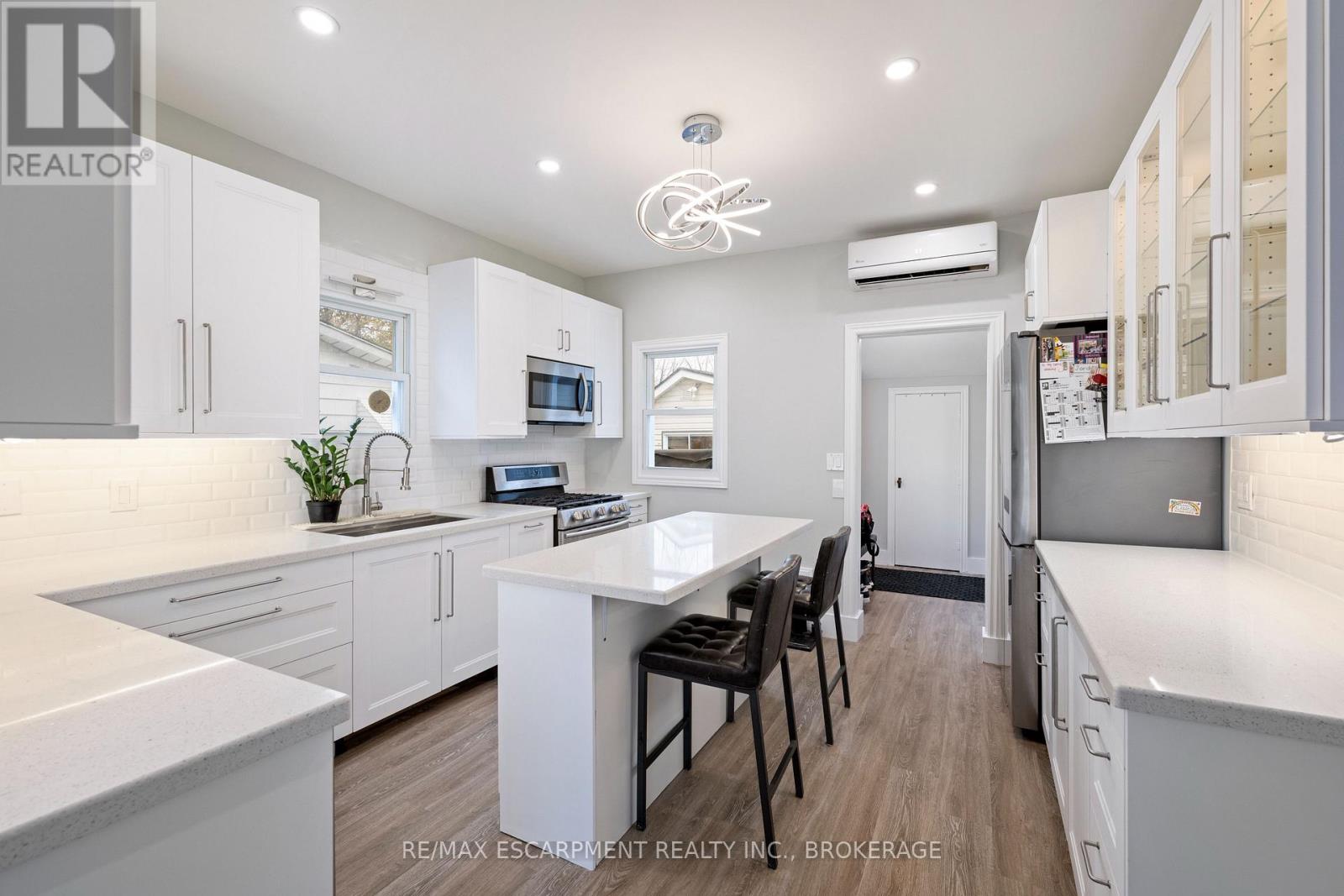 15 Phipps Street, Fort Erie, Ontario  L2A 2V1 - Photo 20 - X12553516