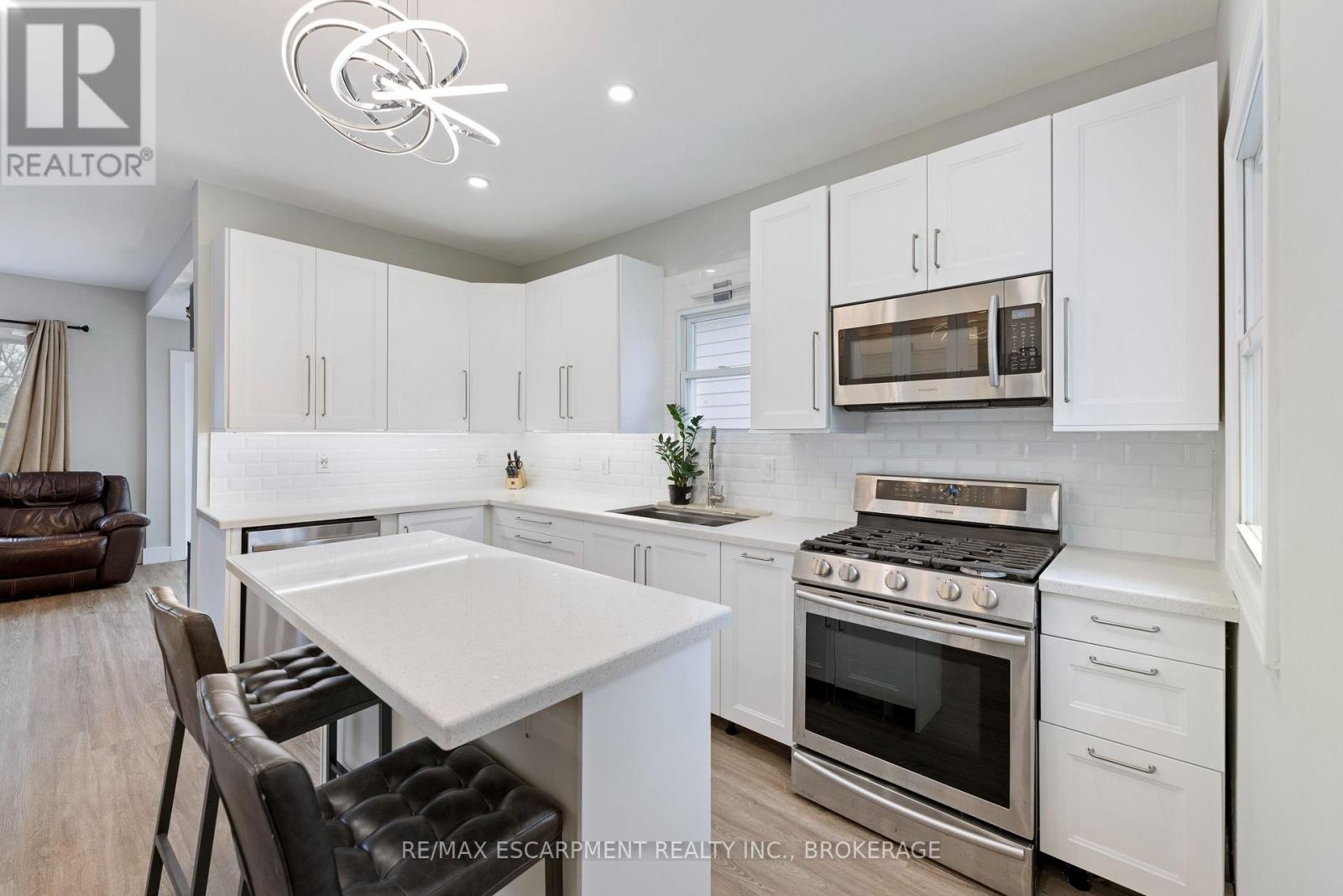 15 Phipps Street, Fort Erie, Ontario  L2A 2V1 - Photo 24 - X12553516