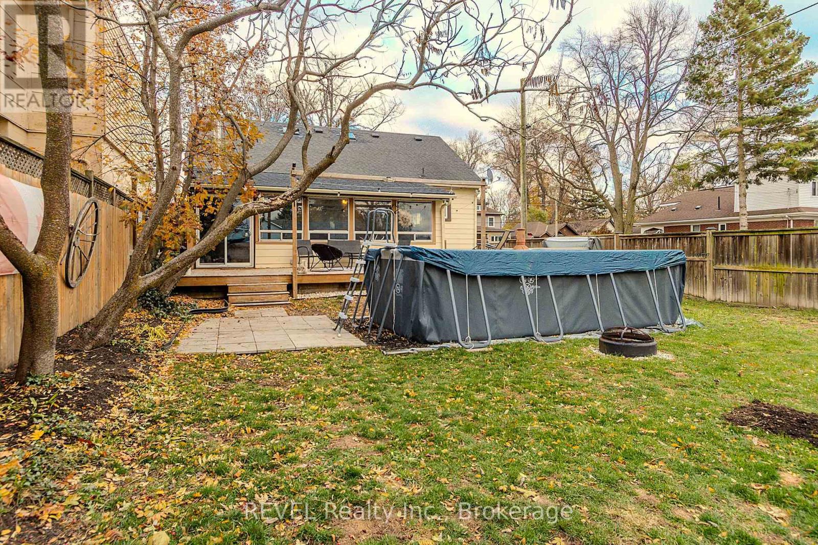 6263 Dawlish Avenue, Niagara Falls, Ontario  L2G 4J7 - Photo 27 - X12553950