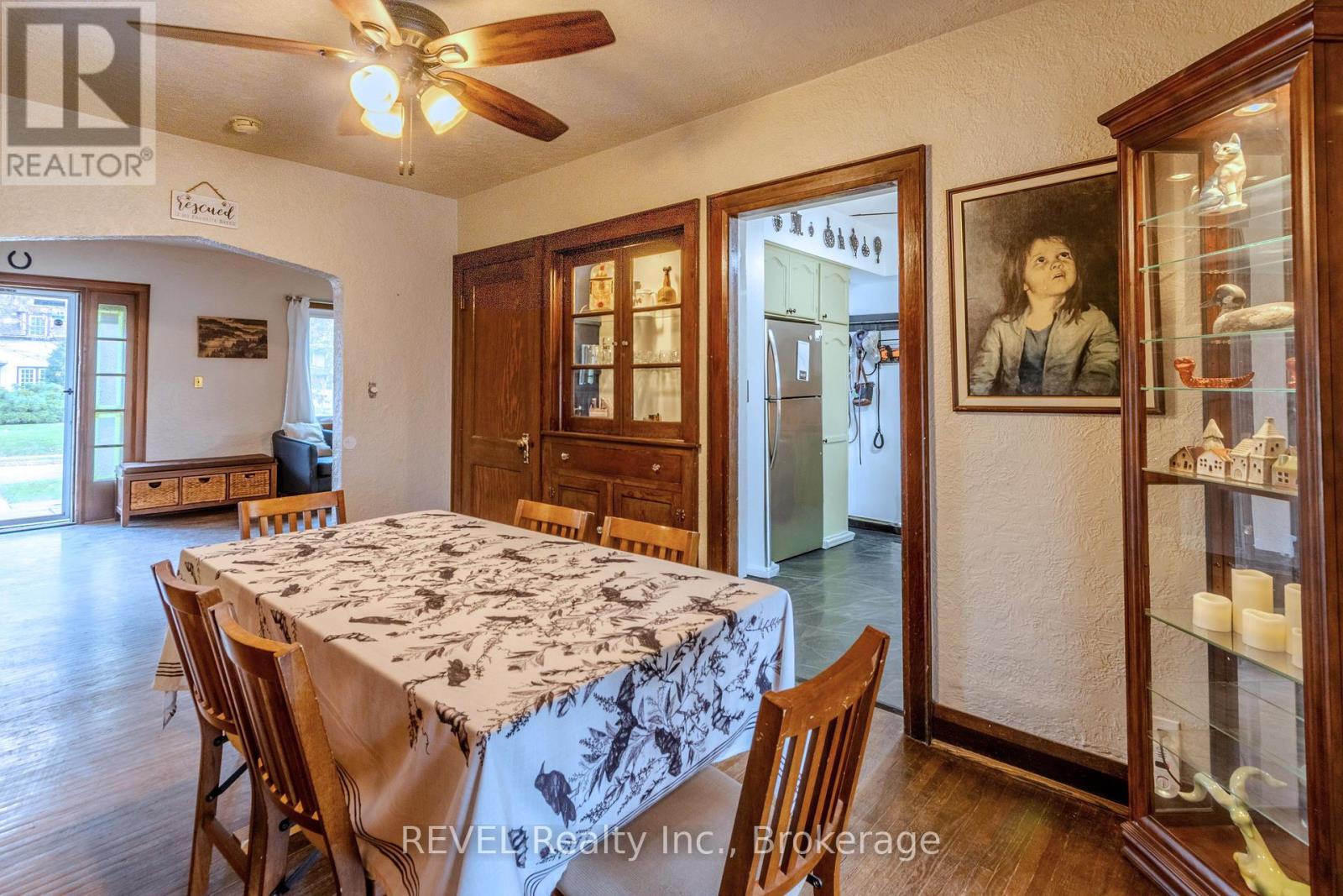 6263 Dawlish Avenue, Niagara Falls, Ontario  L2G 4J7 - Photo 7 - X12553950