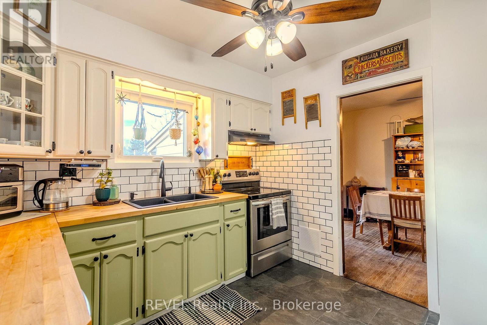 6263 Dawlish Avenue, Niagara Falls, Ontario  L2G 4J7 - Photo 9 - X12553950