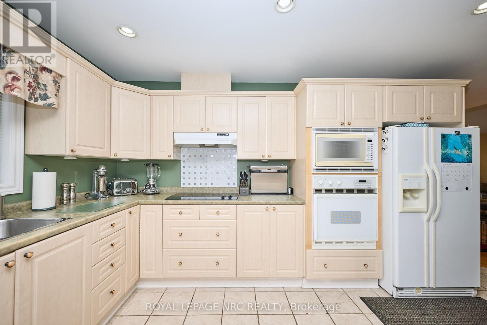 8105 Citation Road, Niagara Falls, Ontario  L2H 3H7 - Photo 11 - X12561252