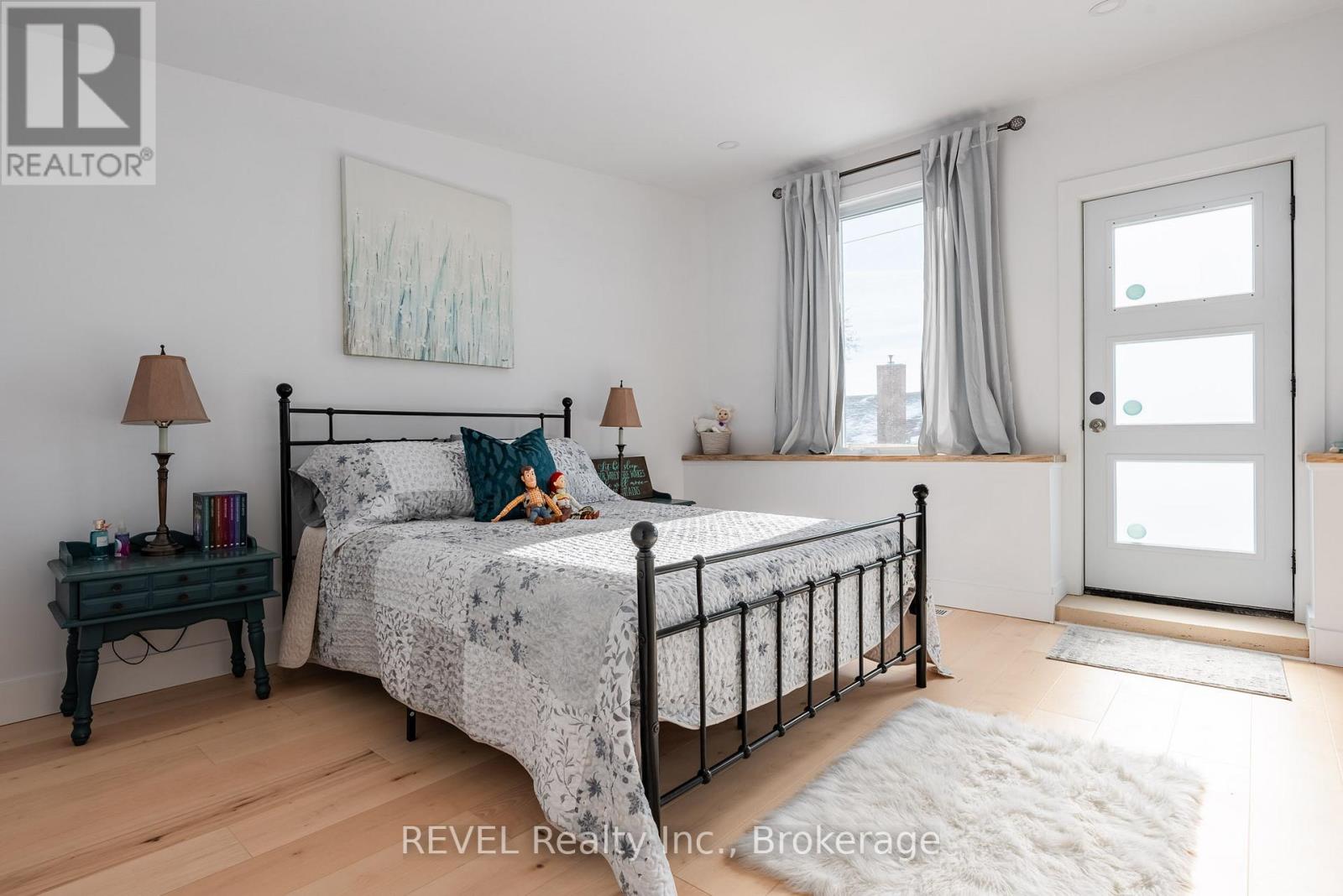 80 Lighthouse Drive, Haldimand, Ontario  N1A 2W6 - Photo 26 - X12561398