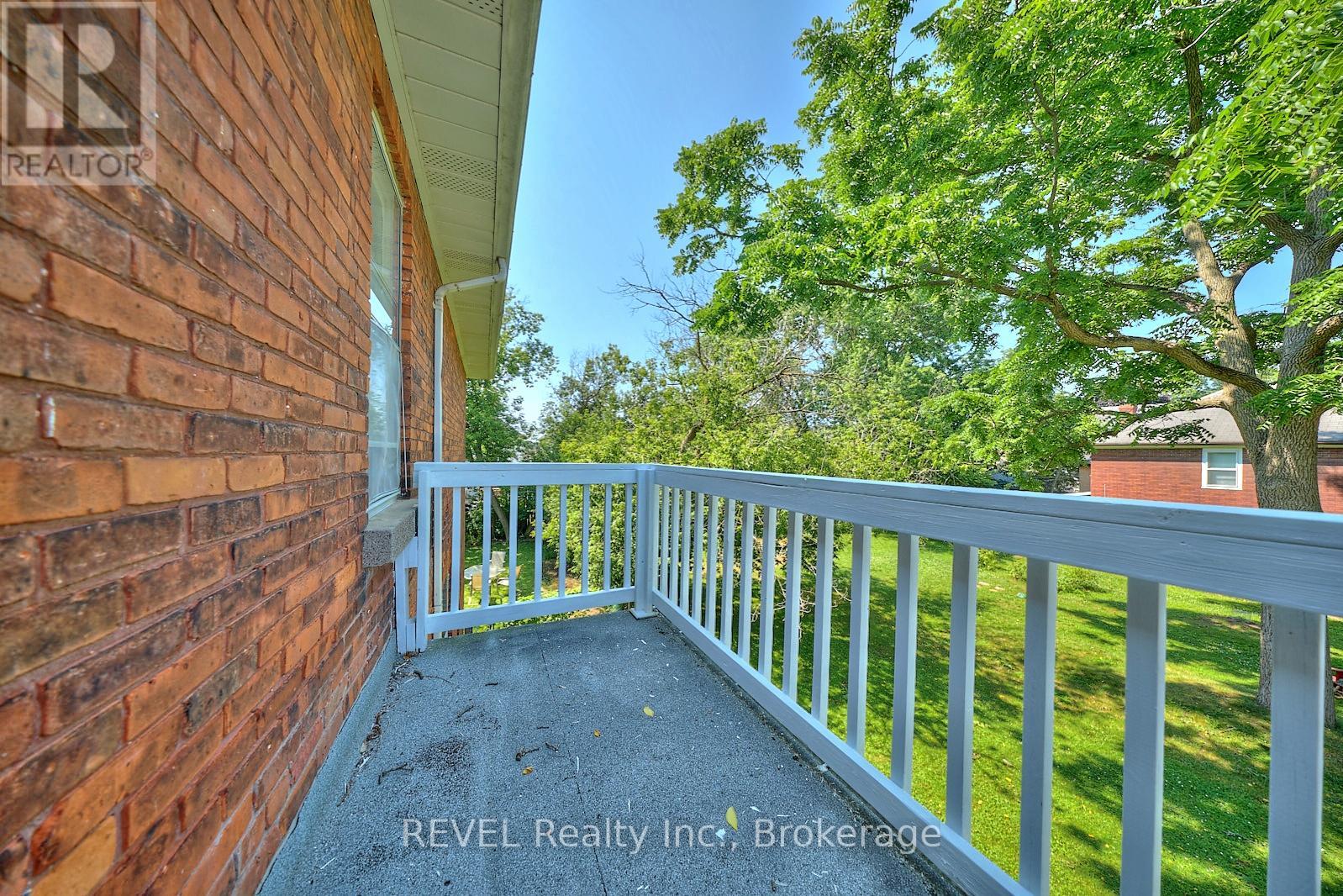51 Grove Street, Welland, Ontario  L3B 4B3 - Photo 24 - X12568396