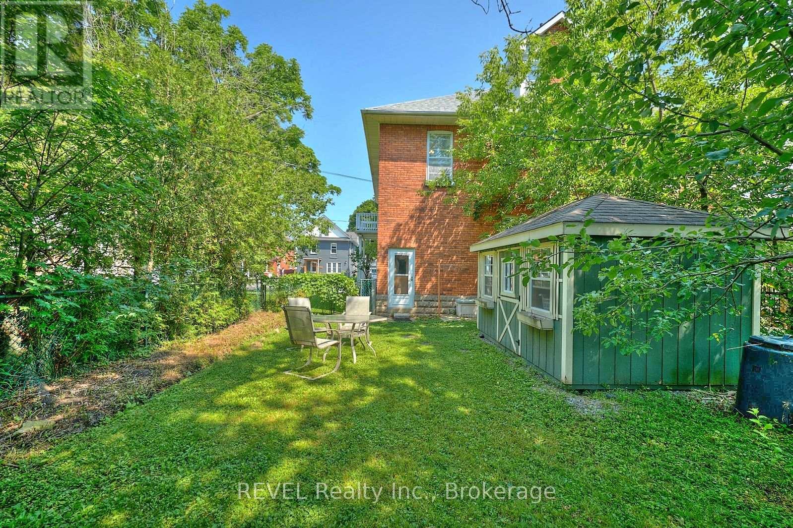 51 Grove Street, Welland, Ontario  L3B 4B3 - Photo 27 - X12568396