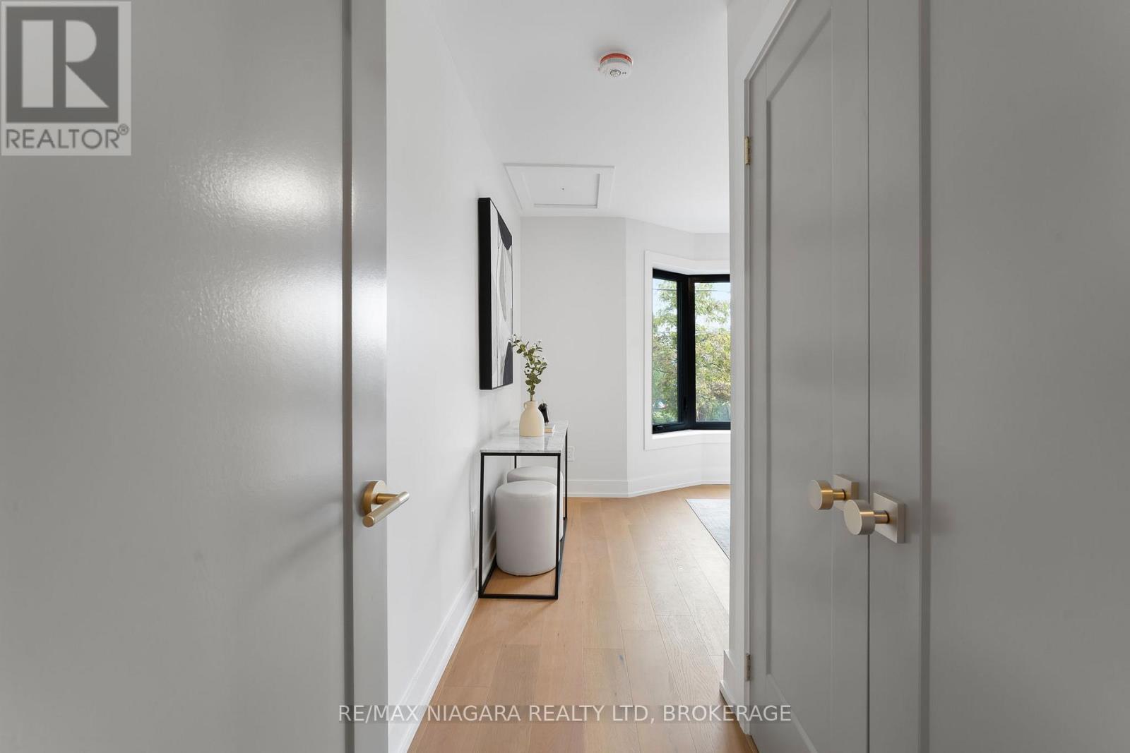 853 Sammon Avenue, Toronto, Ontario  M4C 2E9 - Photo 24 - E12568972