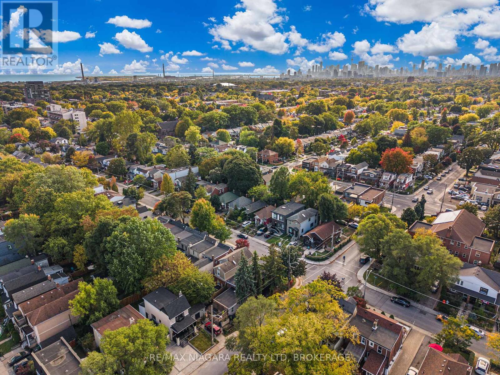 853 Sammon Avenue, Toronto, Ontario  M4C 2E9 - Photo 45 - E12568972