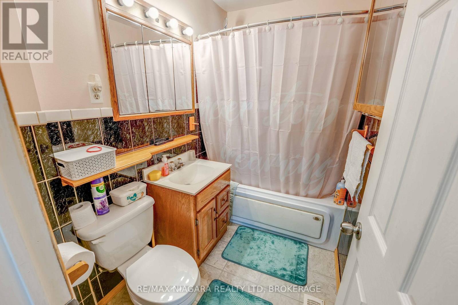 50 Haig Street, St. Catharines, Ontario  L2R 6K9 - Photo 10 - X12569340