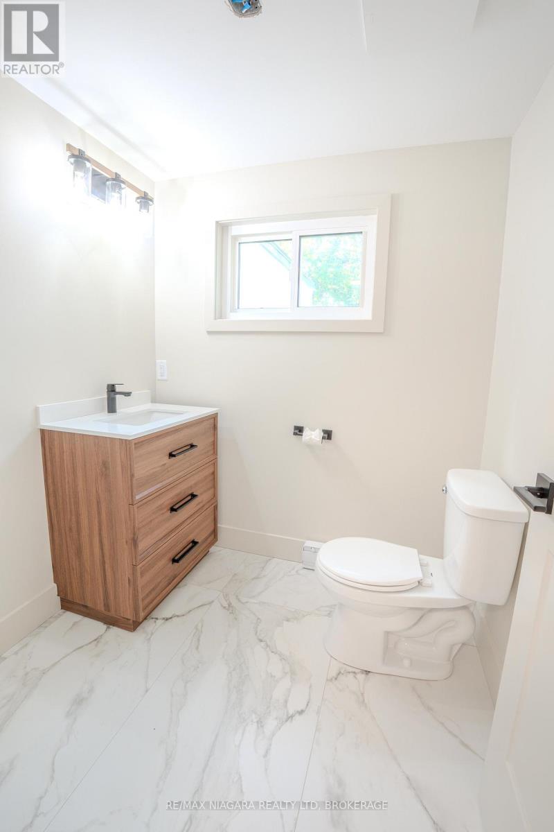 6 Almond Street, St. Catharines, Ontario  L2T 1E7 - Photo 24 - X12569372