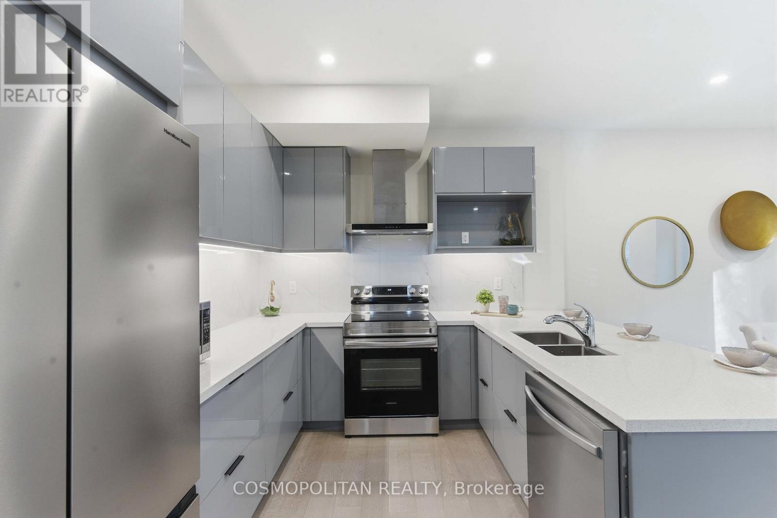 71 Bradley Street, St. Catharines, Ontario  L2T 1R5 - Photo 16 - X12569538