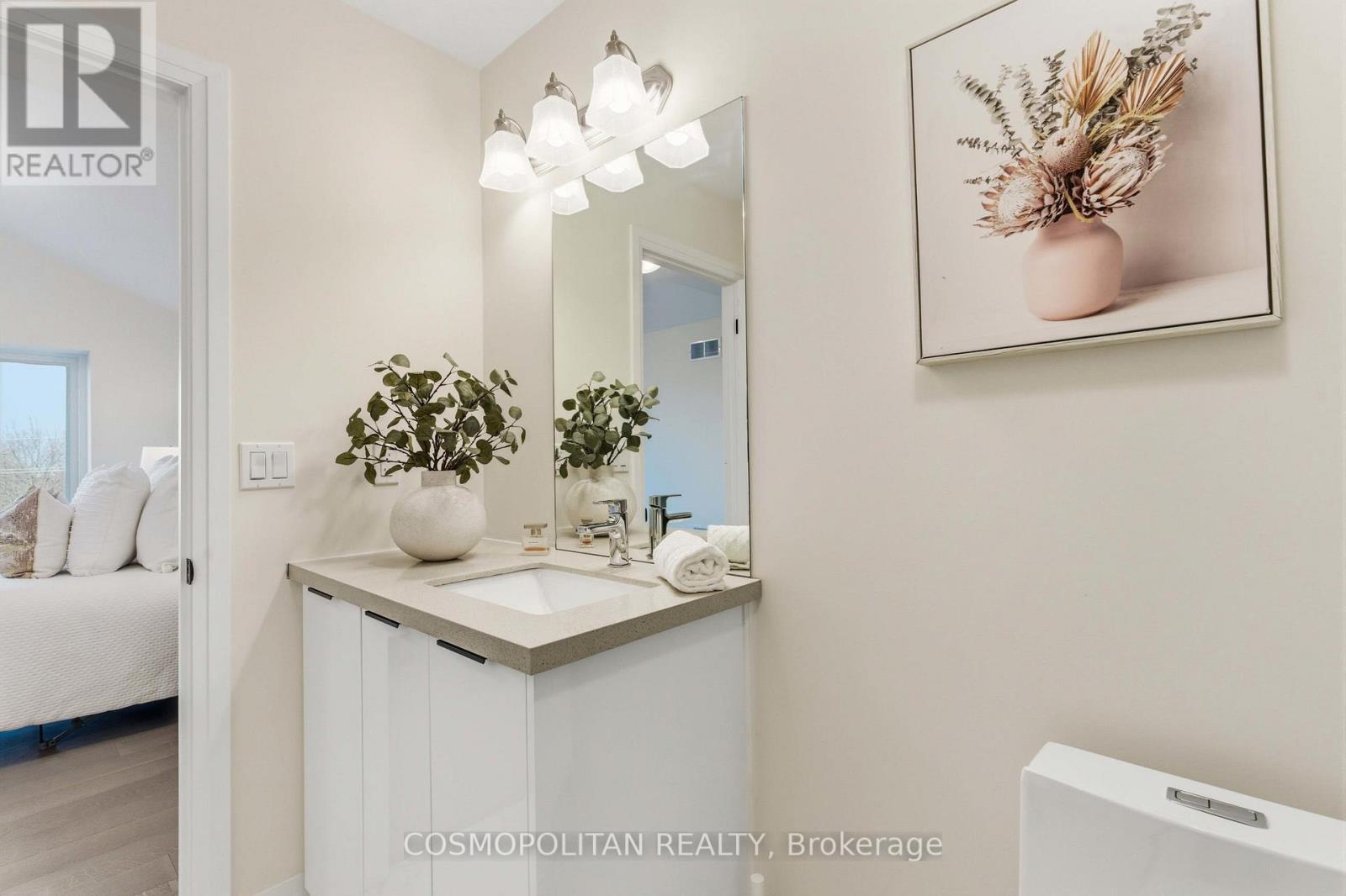 71 Bradley Street, St. Catharines, Ontario  L2T 1R5 - Photo 28 - X12569538