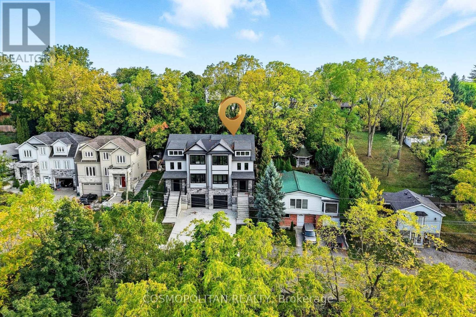 71 Bradley Street, St. Catharines, Ontario  L2T 1R5 - Photo 3 - X12569538