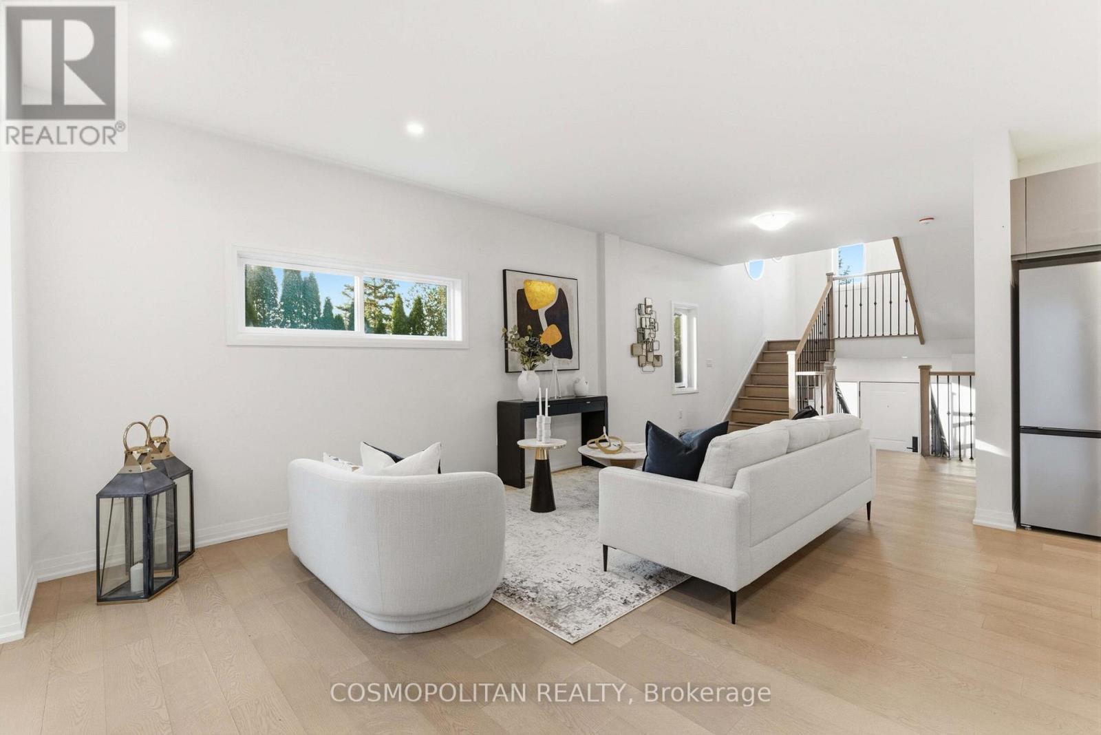 71 Bradley Street, St. Catharines, Ontario  L2T 1R5 - Photo 8 - X12569538