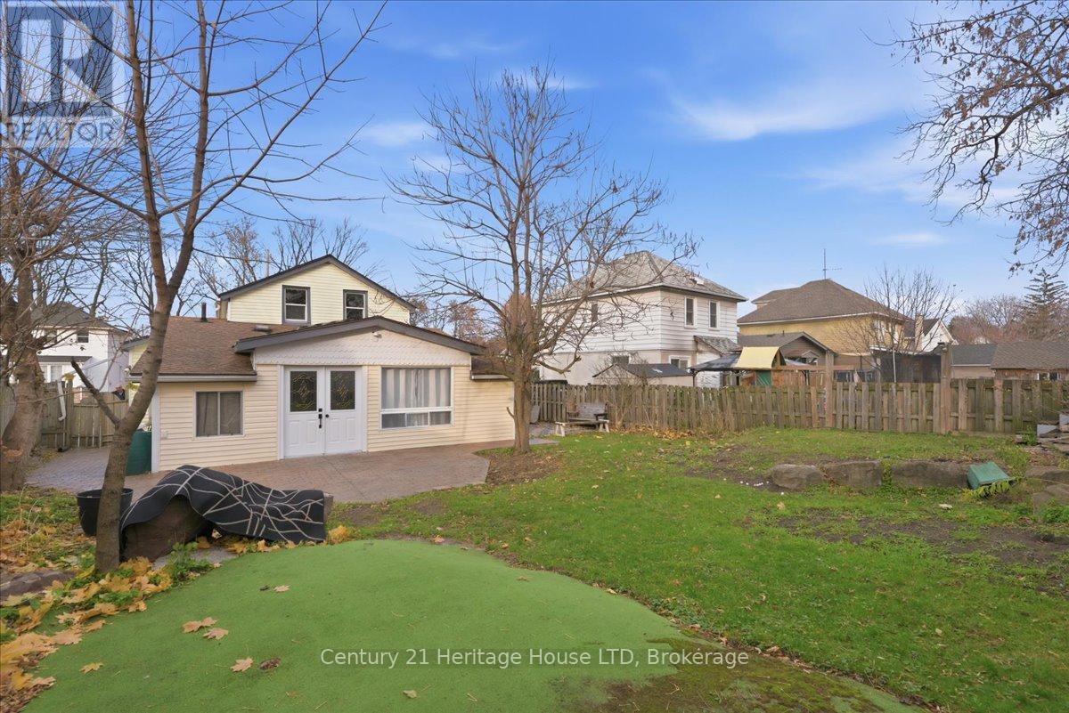 4 Cross Street, St. Catharines, Ontario  L2R 2W5 - Photo 25 - X12569548