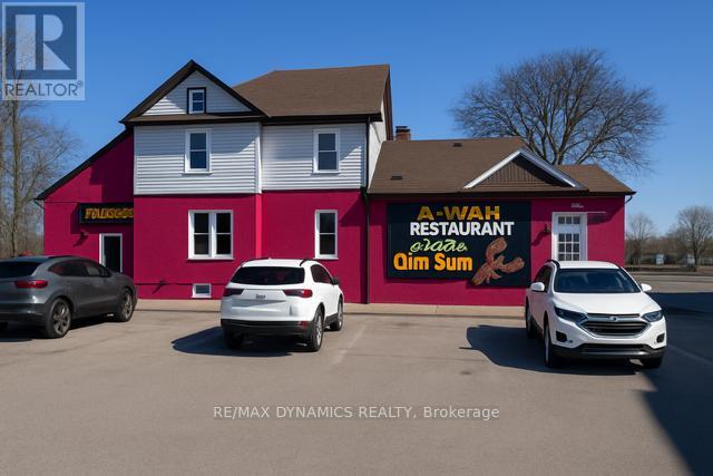 5689 Main Street, Niagara Falls, Ontario  L2G 5Z3 - Photo 2 - X12572472