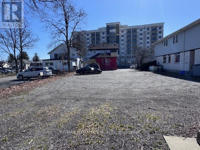 5689 Main Street, Niagara Falls, Ontario  L2G 5Z3 - Photo 20 - X12572472