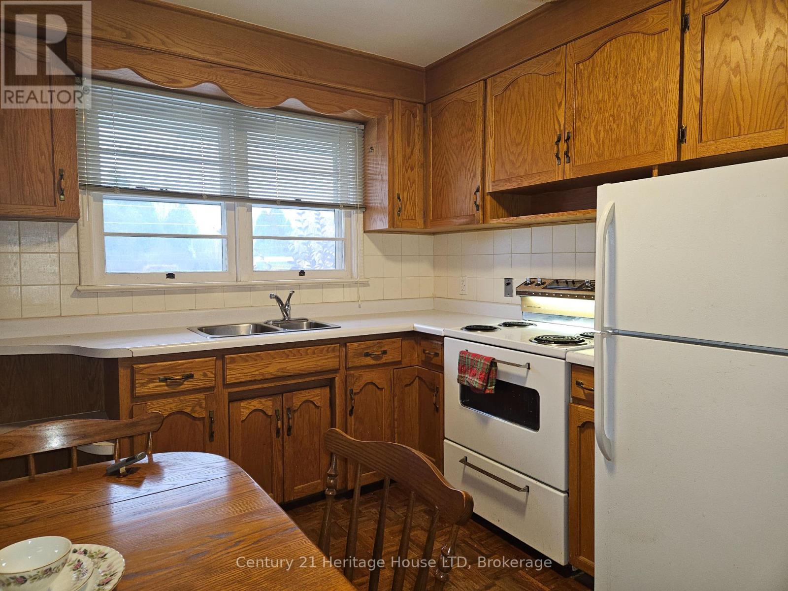 6558 Oneil Street, Niagara Falls, Ontario  L2J 1N1 - Photo 10 - X12576310