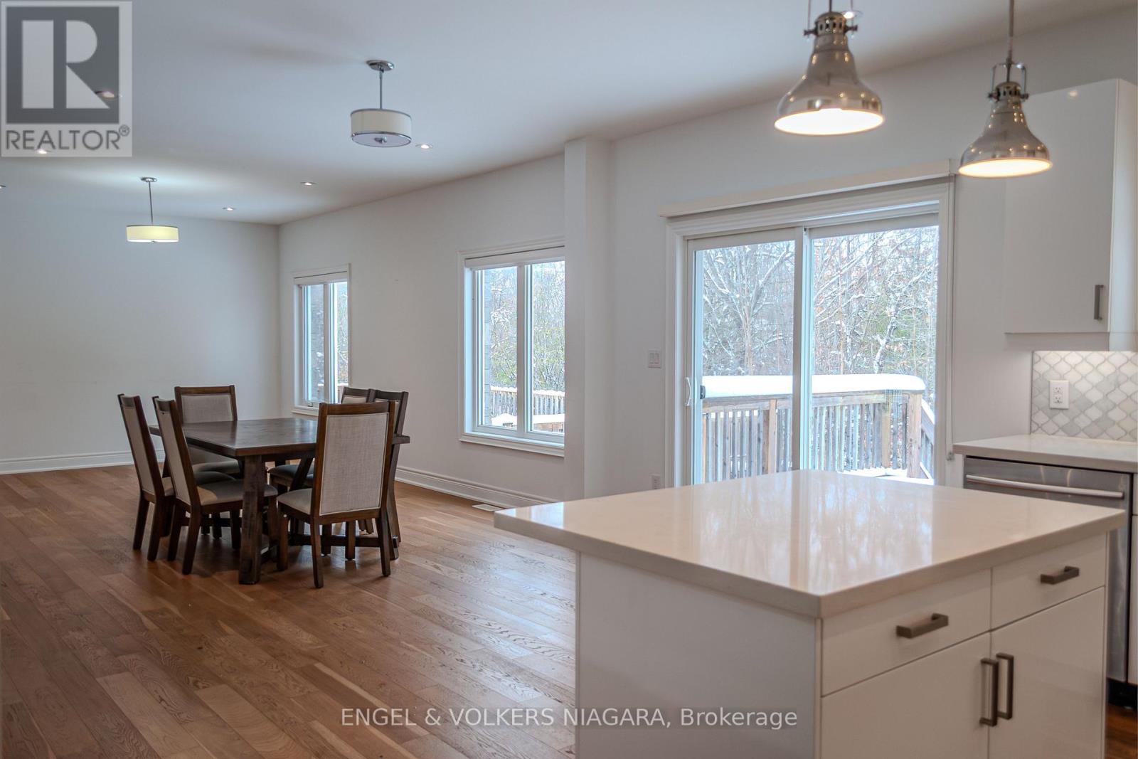 Main Level - 7171 Lionshead Avenue, Niagara Falls, Ontario  L2G 0A6 - Photo 11 - X12577338