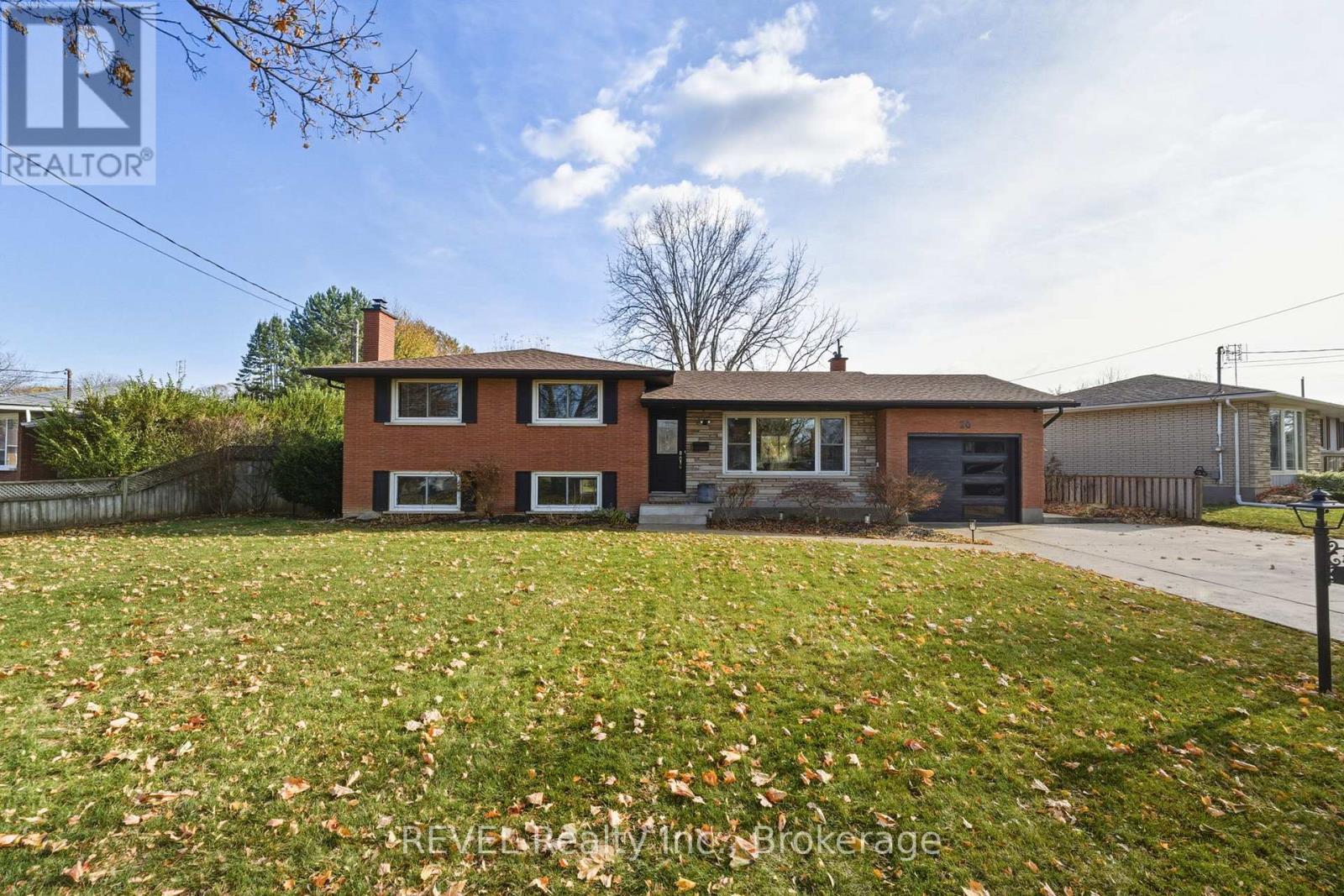 20 BISHOPS ROAD, St. Catharines, Ontario