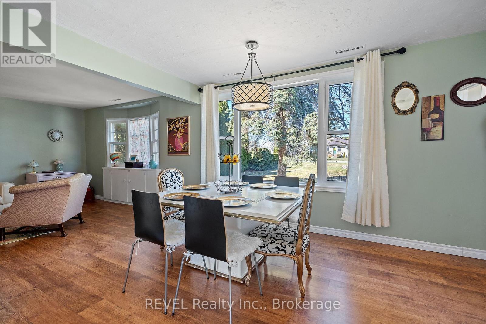 639 Penner Street, Niagara-On-The-Lake, Ontario  L0S 1T0 - Photo 7 - X12577584