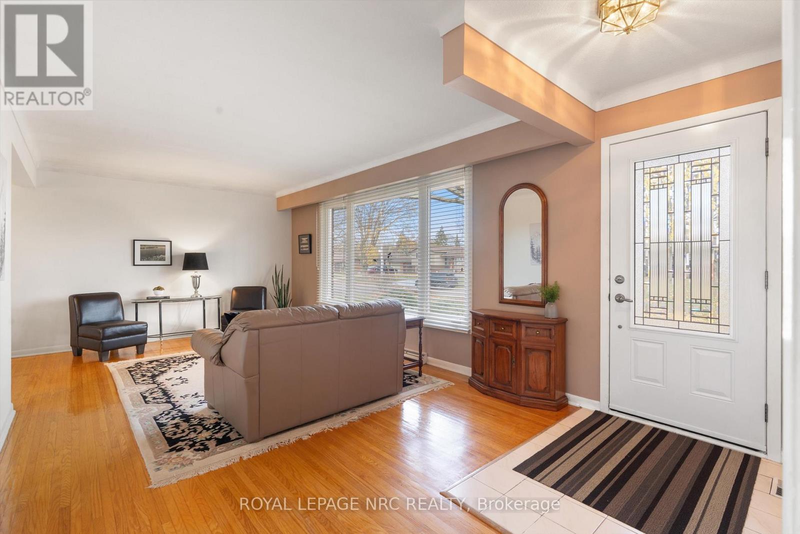 31 St Lawrence Drive, St. Catharines, Ontario  L2M 2T7 - Photo 14 - X12577608