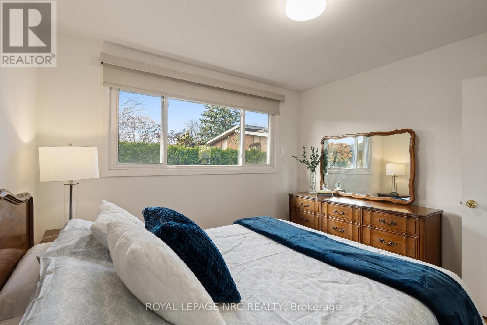 31 St Lawrence Drive, St. Catharines, Ontario  L2M 2T7 - Photo 27 - X12577608