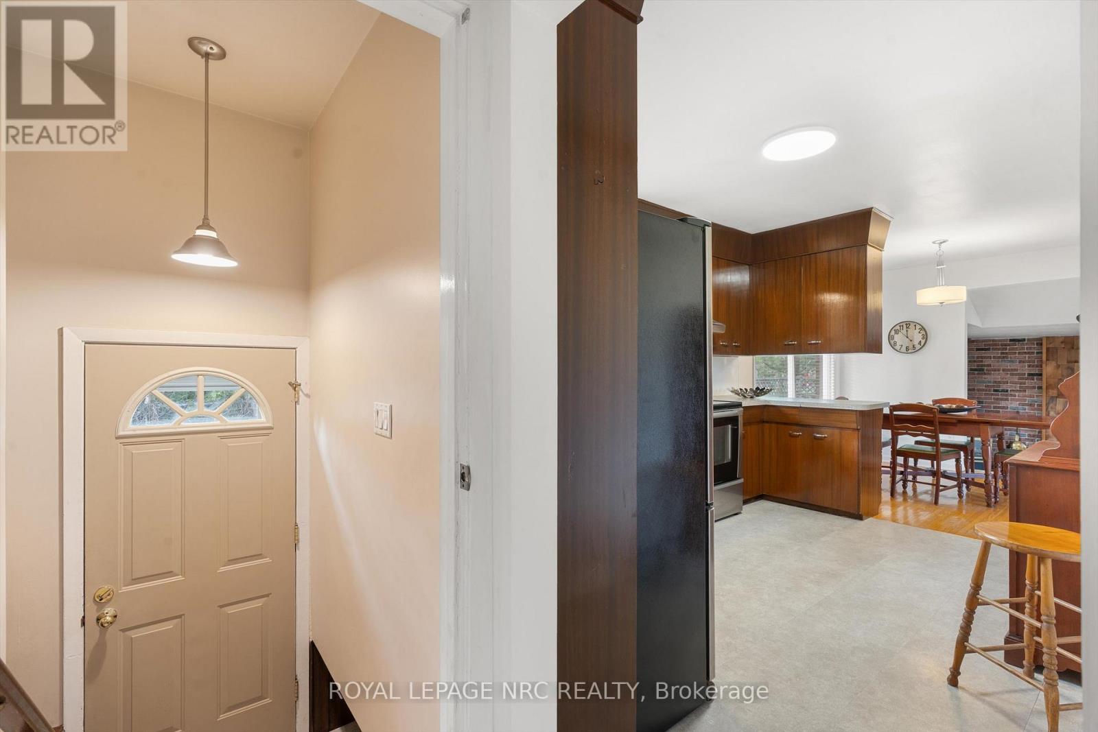 31 St Lawrence Drive, St. Catharines, Ontario  L2M 2T7 - Photo 37 - X12577608