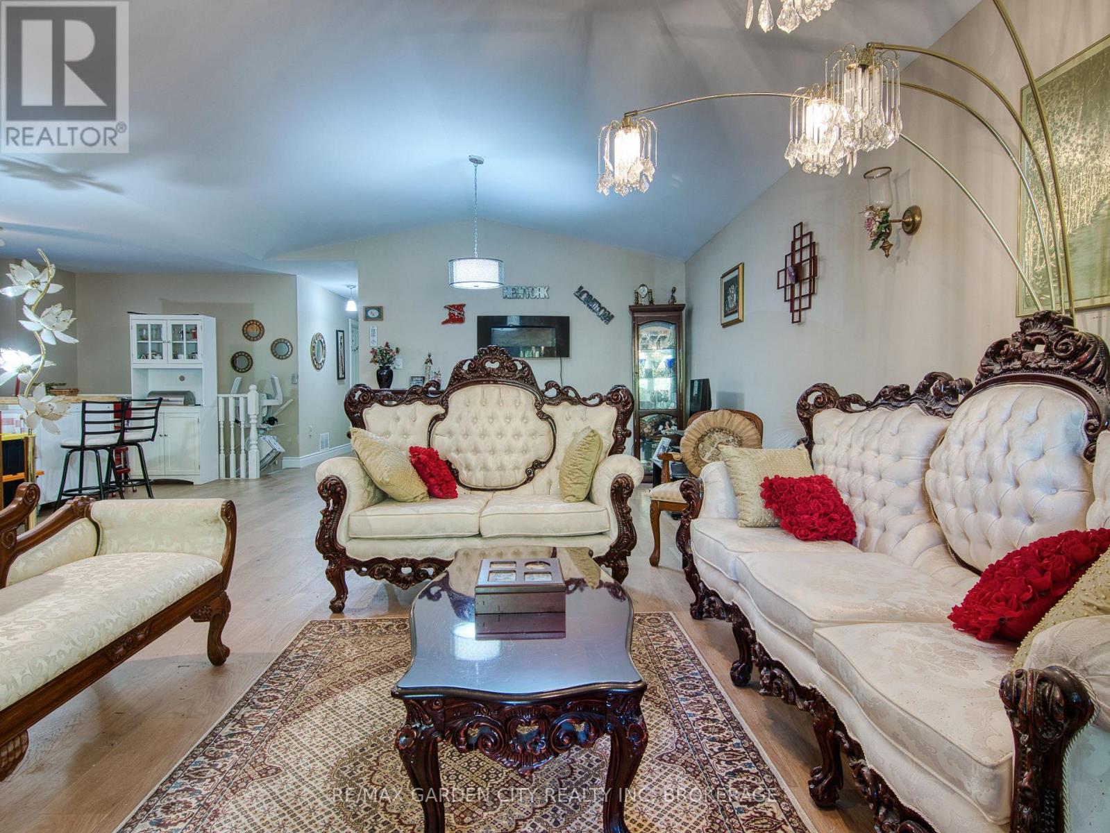 61 Concord Avenue, St. Catharines, Ontario  L2M 5N9 - Photo 10 - X12580168