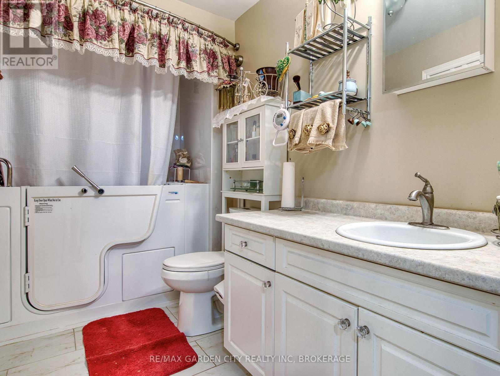 61 Concord Avenue, St. Catharines, Ontario  L2M 5N9 - Photo 21 - X12580168