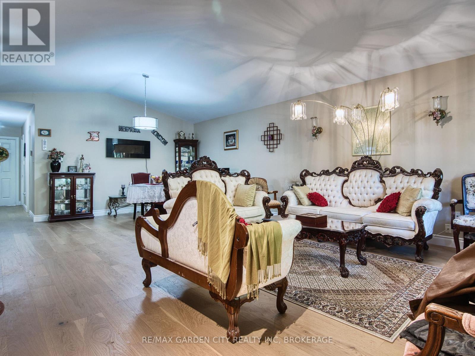 61 Concord Avenue, St. Catharines, Ontario  L2M 5N9 - Photo 9 - X12580168