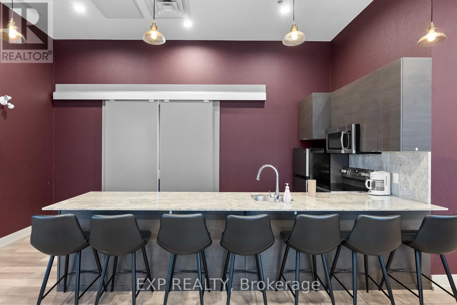 219 - 550 North Service Road, Grimsby, Ontario  L3M 0H9 - Photo 41 - X12584034