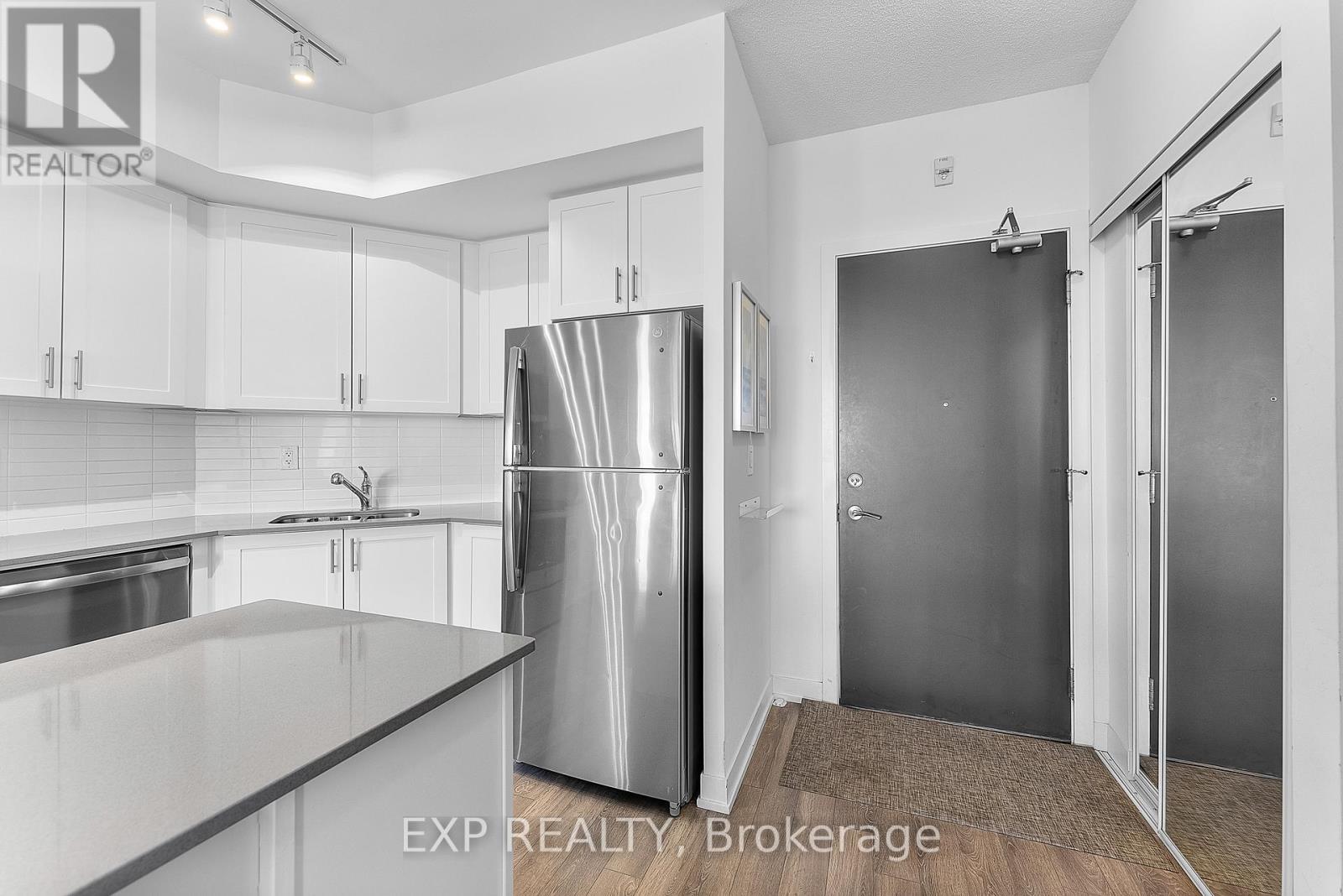 219 - 550 North Service Road, Grimsby, Ontario  L3M 0H9 - Photo 7 - X12584034