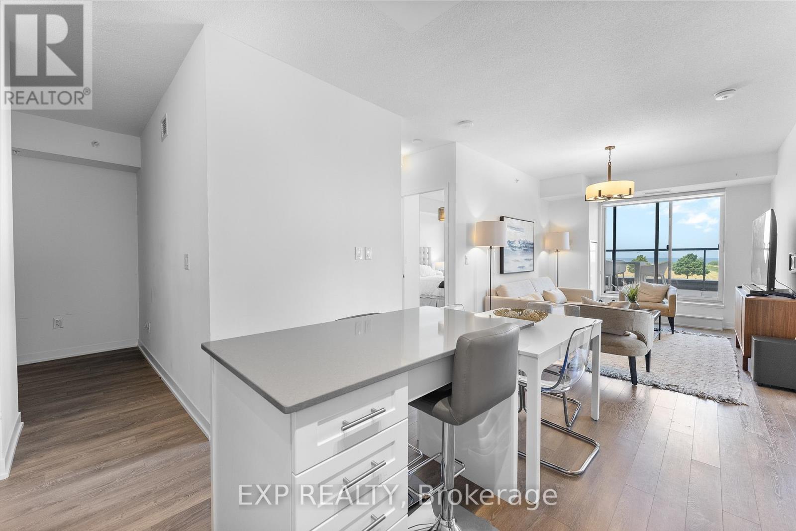 219 - 550 North Service Road, Grimsby, Ontario  L3M 0H9 - Photo 9 - X12584034