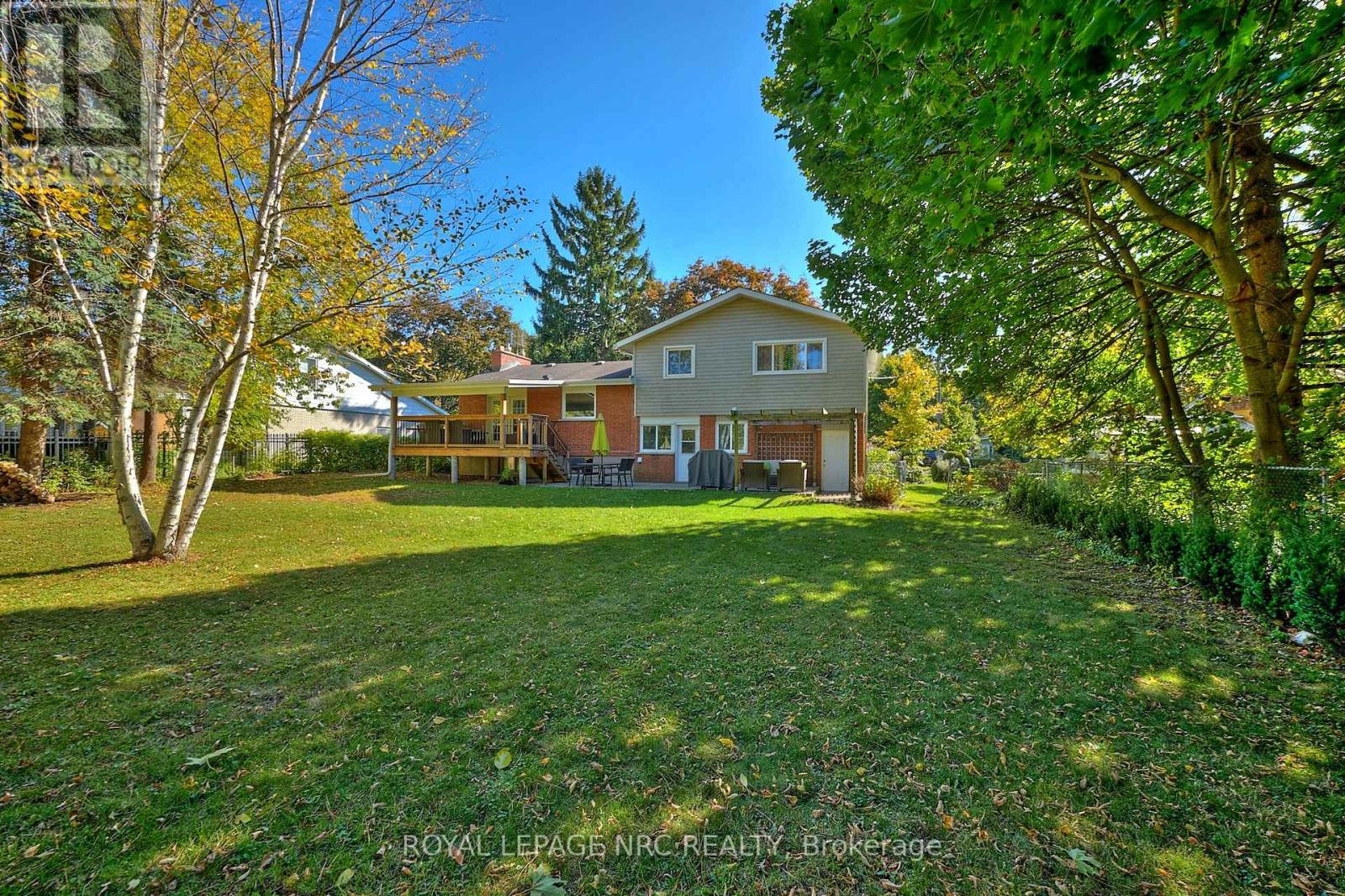 13 Damude Drive, Pelham, Ontario  L0S 1E0 - Photo 13 - X12587088