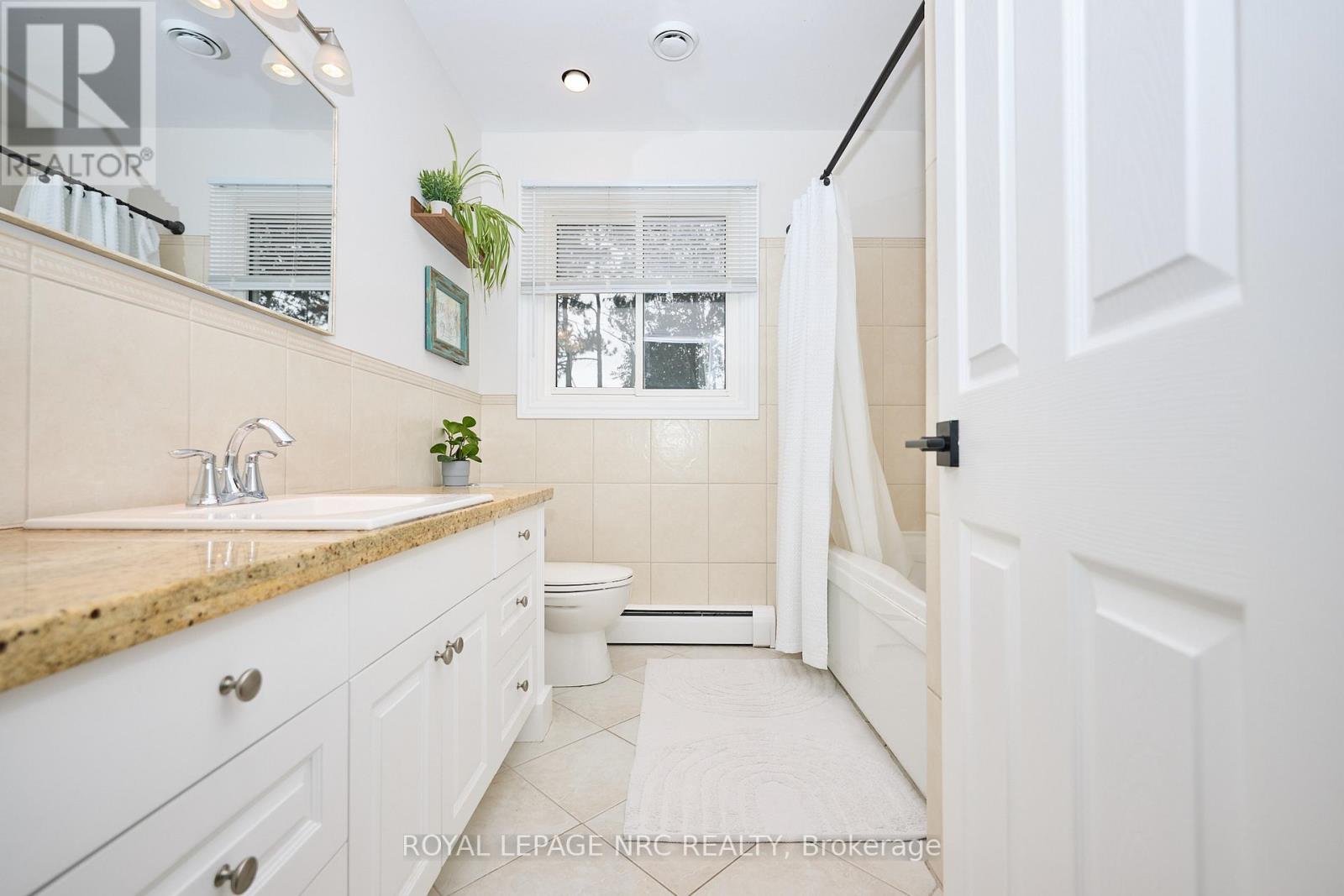 13 Damude Drive, Pelham, Ontario  L0S 1E0 - Photo 33 - X12587088