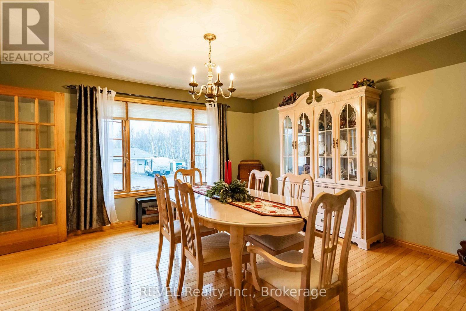 1156 Vera Street, Greater Sudbury, Ontario  P3N 1M6 - Photo 8 - X12587370