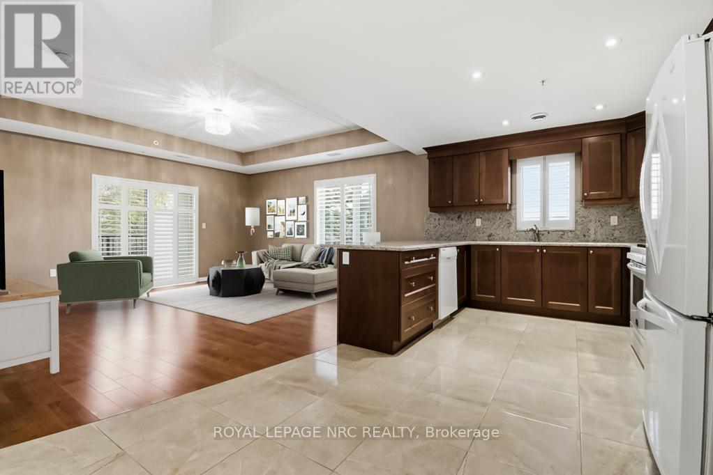 203 - 16 Sullivan Avenue, Thorold, Ontario  L2V 2Y2 - Photo 4 - X12587482