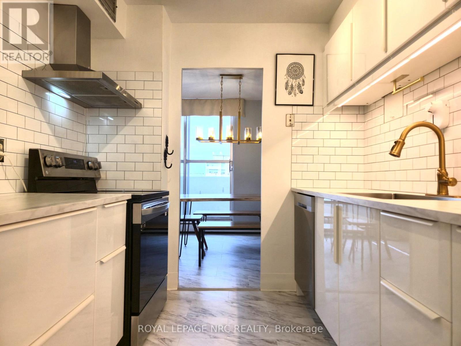 1108 - 35 Towering Heights Boulevard, St. Catharines, Ontario  L2T 3G8 - Photo 14 - X12589476