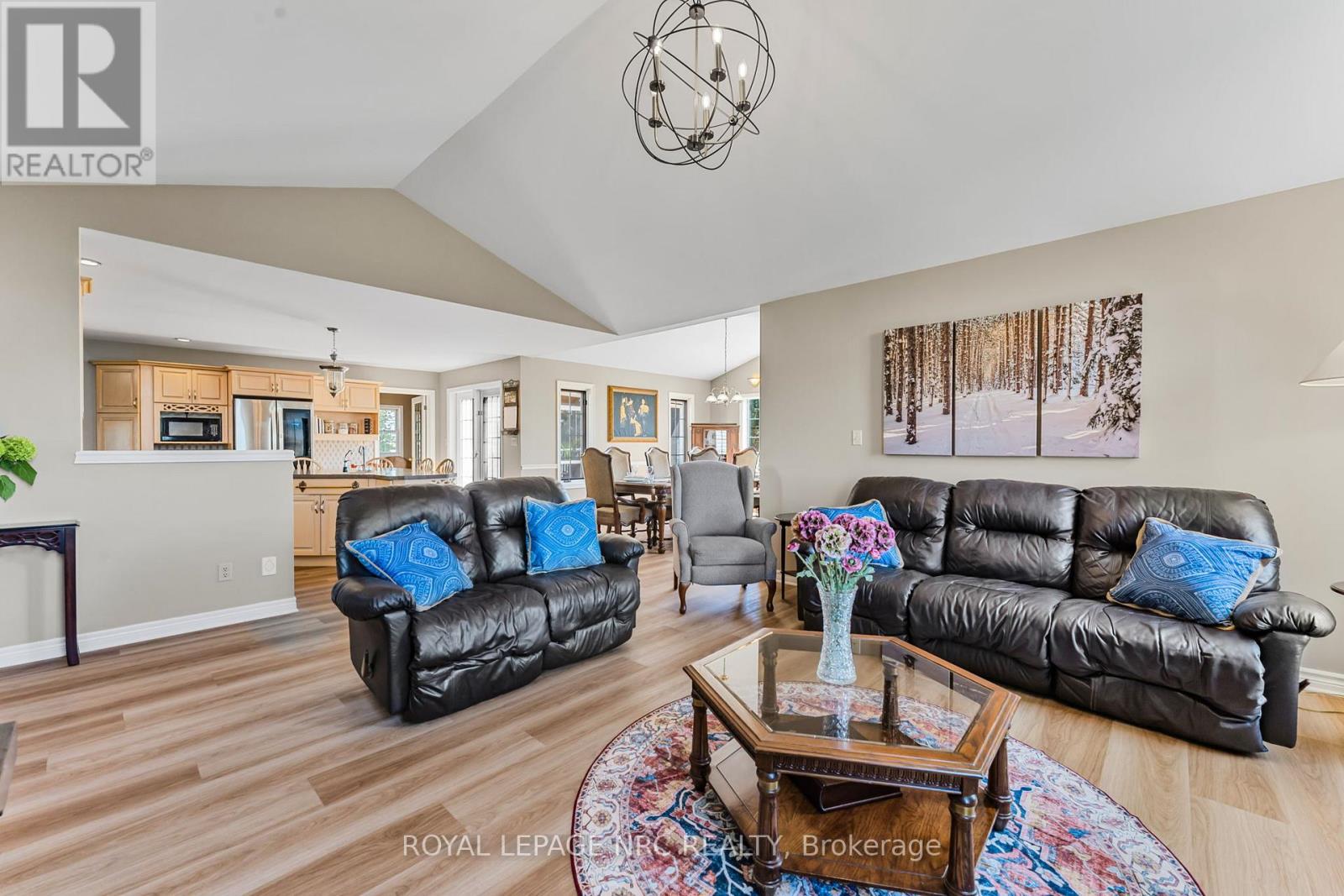 1053 Line 3 Road, Niagara-On-The-Lake, Ontario  L0S 1J0 - Photo 11 - X12591650