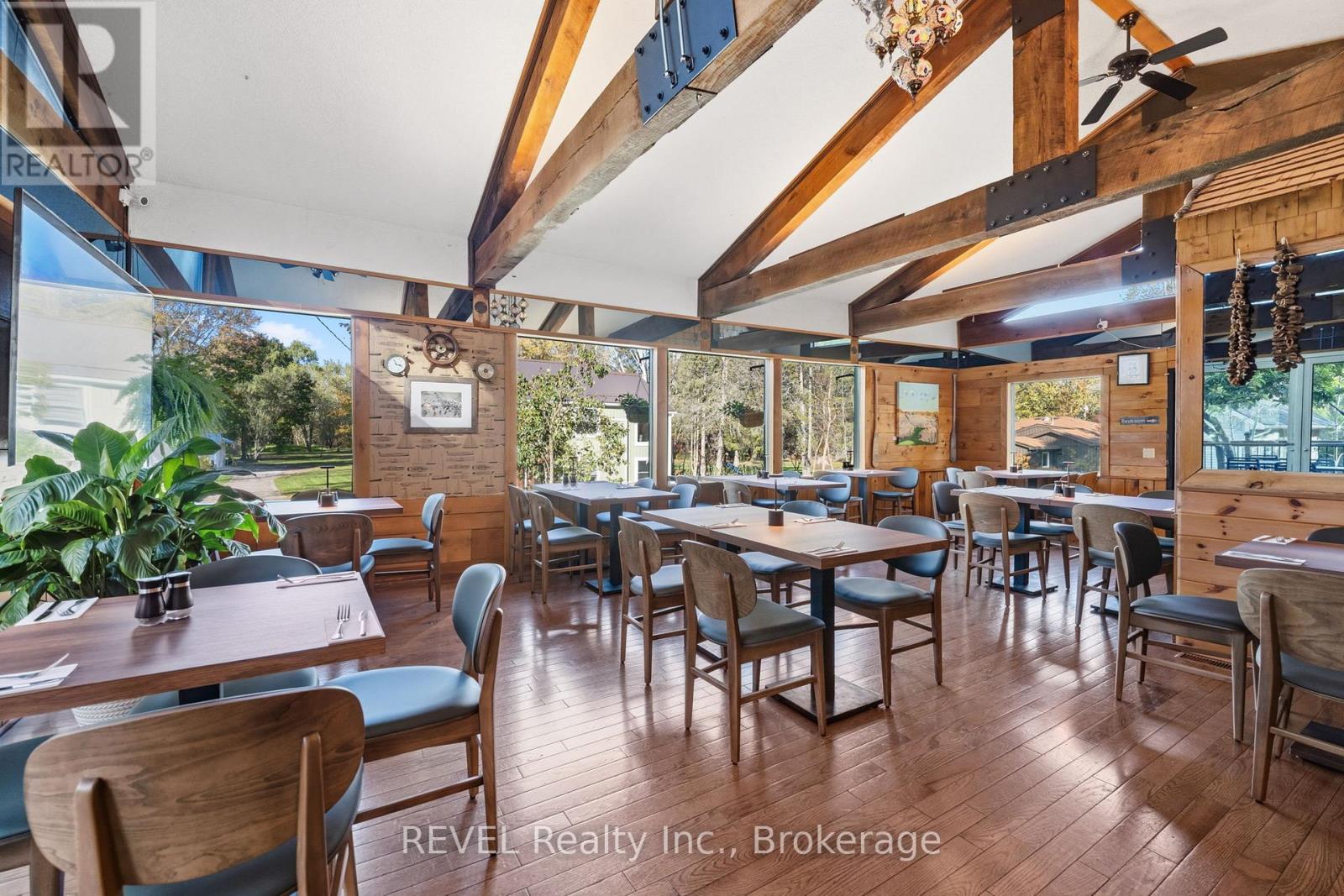 10414 Lakeshore Road, Wainfleet, Ontario  L3K 5V4 - Photo 6 - X12593080