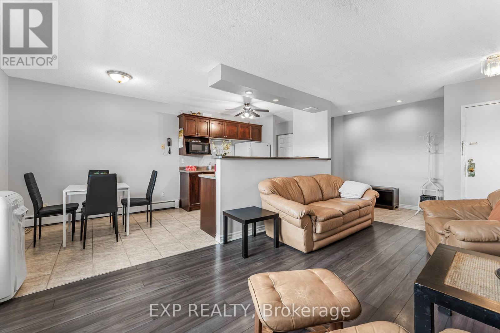 301 - 264 Oakdale Avenue, St. Catharines, Ontario  L2P 2K4 - Photo 6 - X12593198