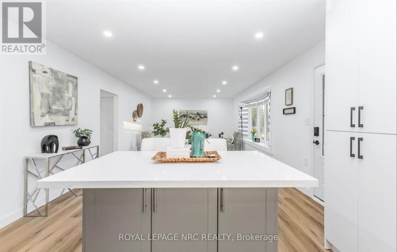 Main - 959 Mohawk Road E, Hamilton, Ontario  L8T 2R9 - Photo 14 - X12607416